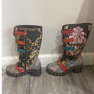 L’Artiste Style: Brazen Modern Boots
